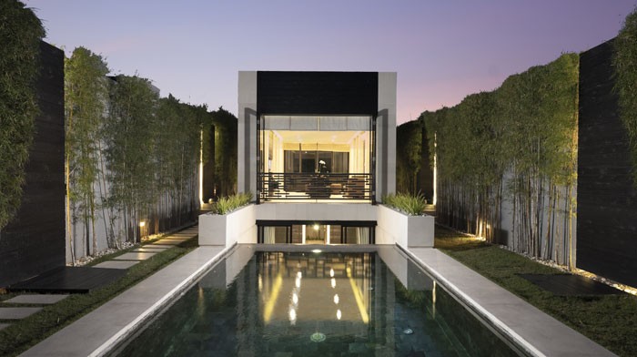 Equilibria Seminyak