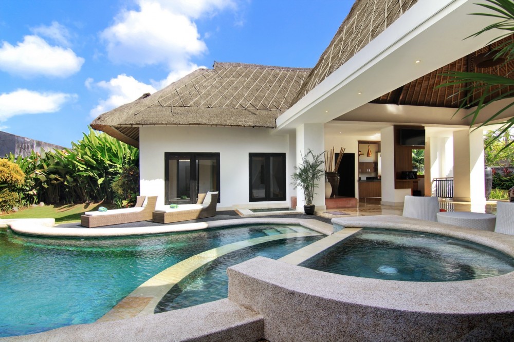Villa Seminyak Estate